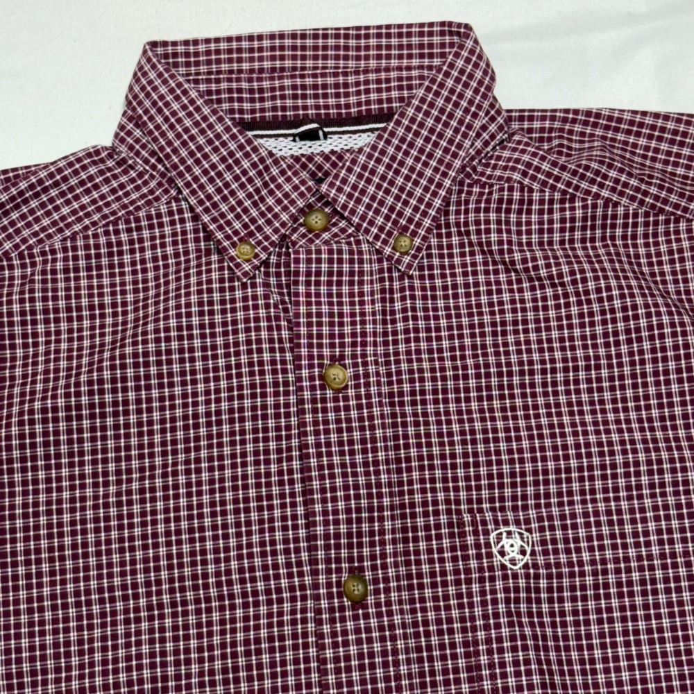 Ariat Pro Series Dakari Mens Medium Burgundy White Check Short Sleeve Shirt